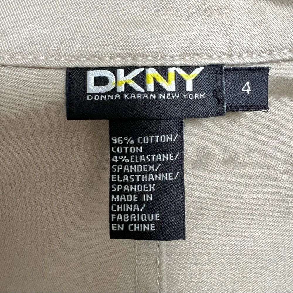 DKNY Tan Cropped Blazer Cotton Fitted Office Carrier Preppy Academia‎ Minimalist